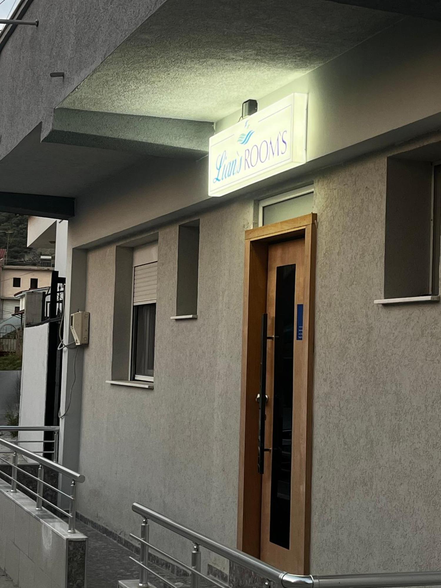 Lian'S Rooms Вльора Екстер'єр фото